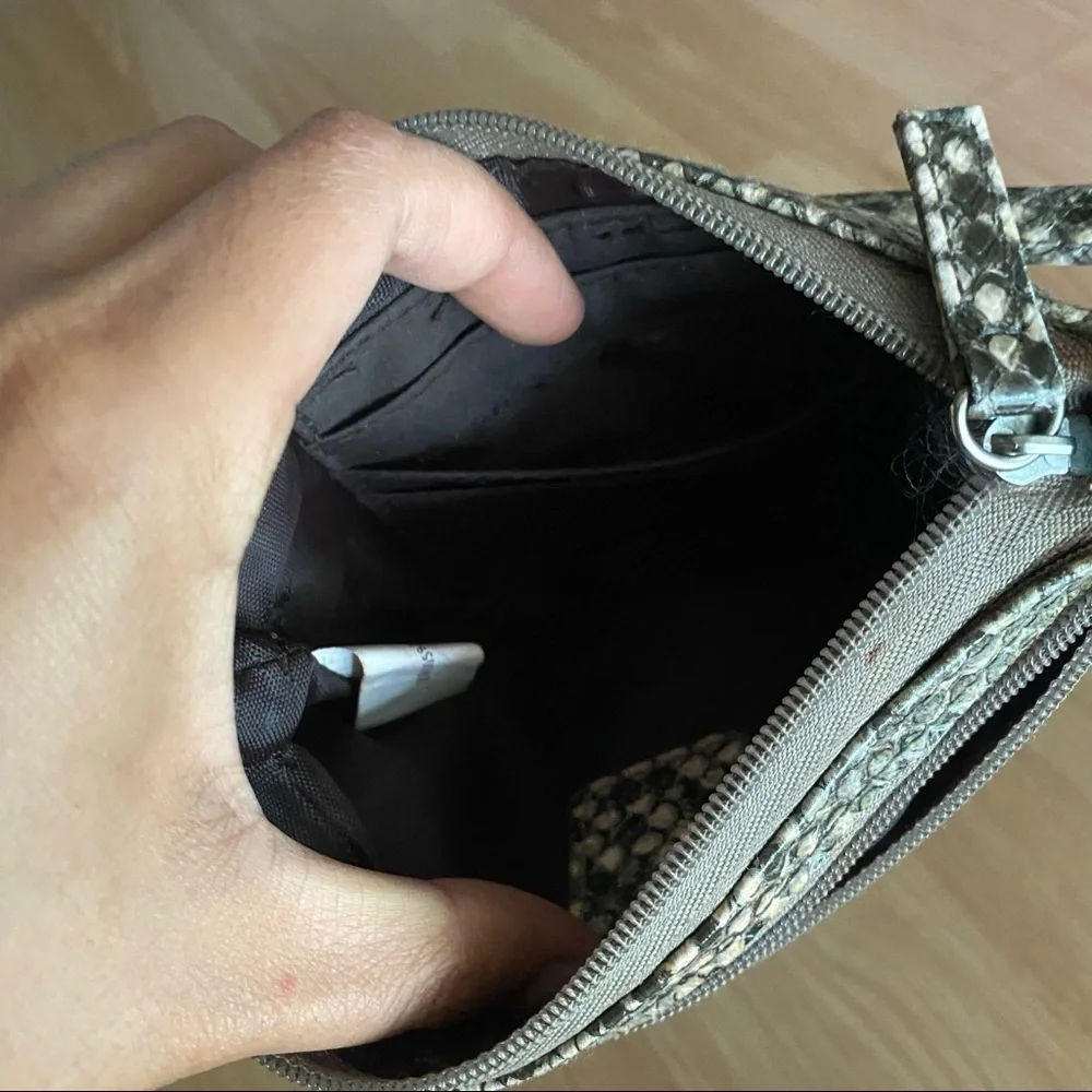 Women’s Snake Skin Print Faux Leather Mini Wristlet